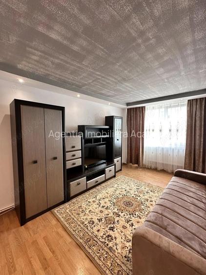 De inchiriat apartament cu 2 camere, zona Scoala 5, 1500 lei De inchiriat apartament cu 2 camere, zona Scoala 5, 1500 lei