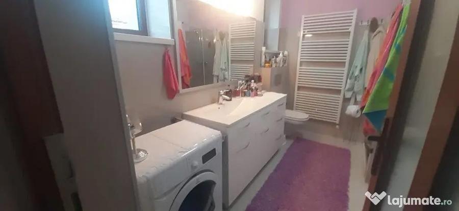 Zona 9 Mai, casa renovata - 5