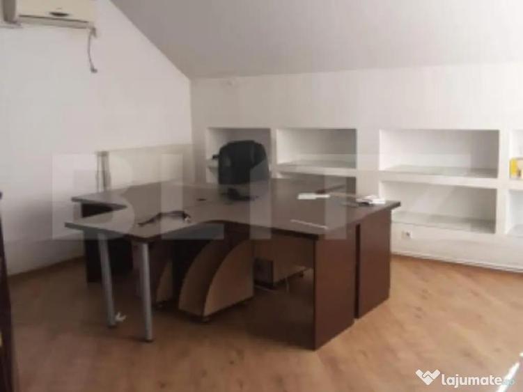 Spatiu prestari servicii, parter, strada principala, 220 mp - 1