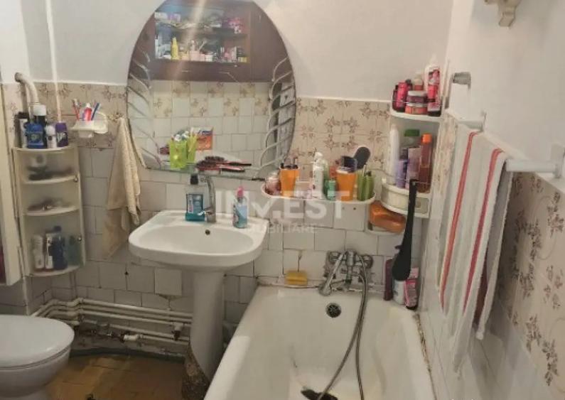 Apartament 2 camere decomandat - etaj intermediar - Baza 3 - 2