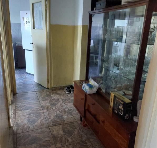 Apartament 4 camere, ultracentral, Rosiori de Vede | 79,65 mp utili - 10