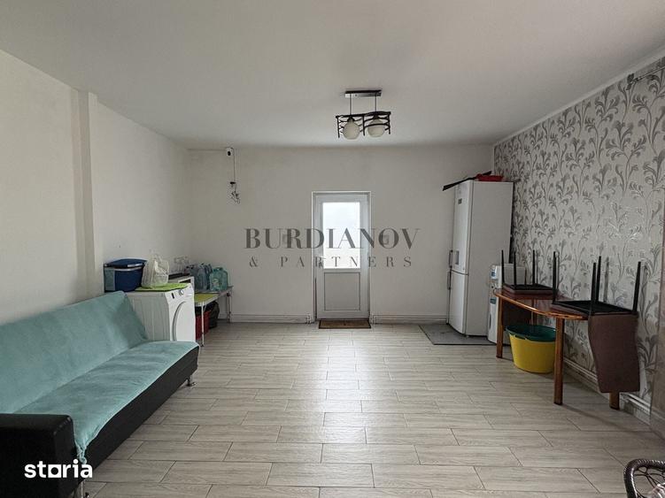 Casa cu 5 dormitoare + Garaj - Islaz - Comuna Brane?ti - 3