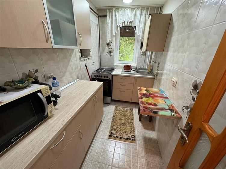 Apartament 4 camere, etaj 1, zona Sud - Paco, 61mp, CT, izolat, Pvc - 1