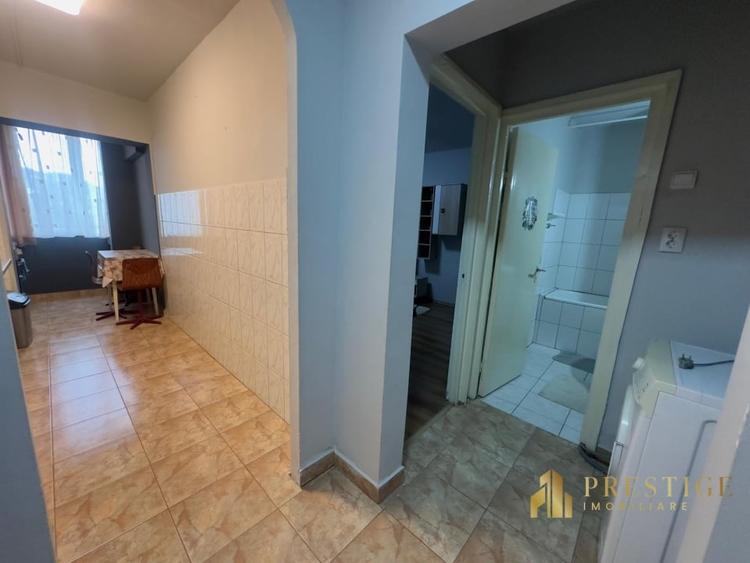 Garsoniera tip D de vanzare pe str.Bumbacului, zona Nufarul - Oradea - 9