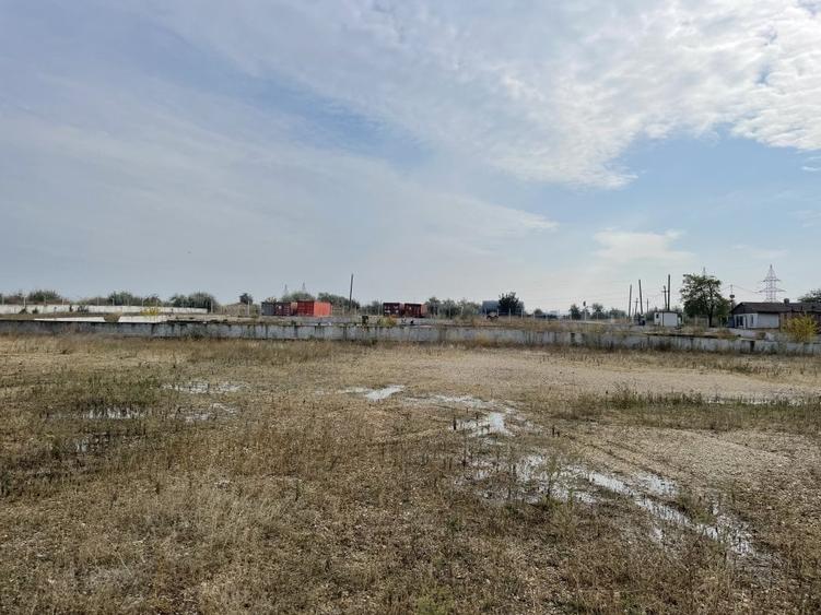 Ovidiu 6 ha teren intravilan construibil îngrădit și platforma betonata. - 17