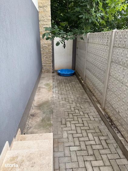 Casă cu 5 camere cu Teren 130 Mp în Berceni