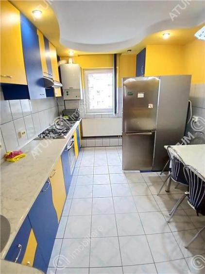 Apartament 3 camere decomandate in zona Strand din Sibiu - 6