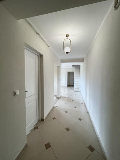 Apartament 2 camere, semidecomandat, 64mp utili, pod amenajat, zona Dambovita - 10