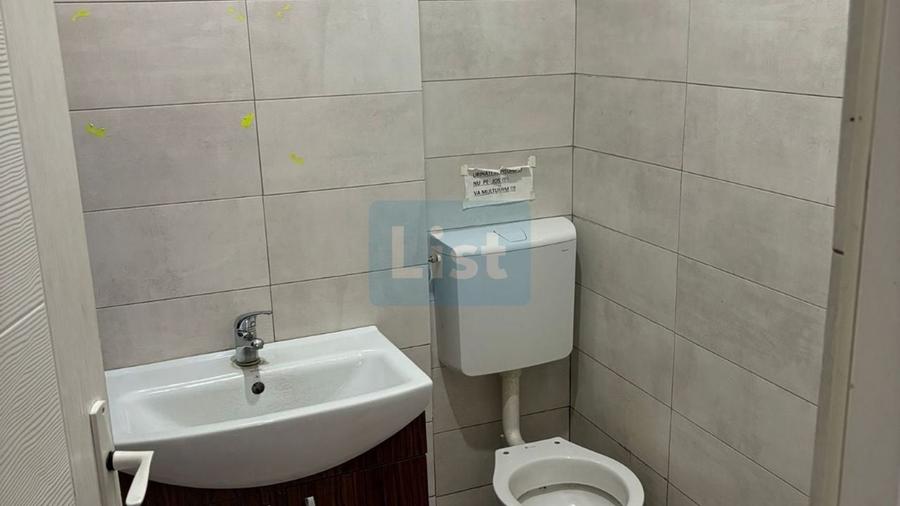 De închiriat – Spațiu comercial complet mobilat, 65 mp - 8