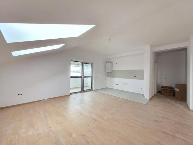 Apartament cu doua camere, zona Dealul Lempes, Sanpetru - 3