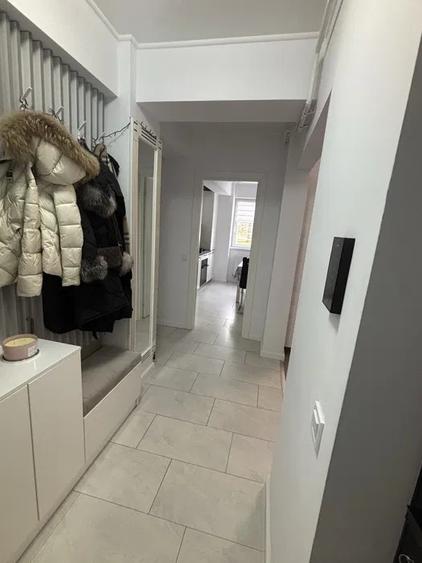 Apartament cu 2 camere, decomandat, zona Visan - 8