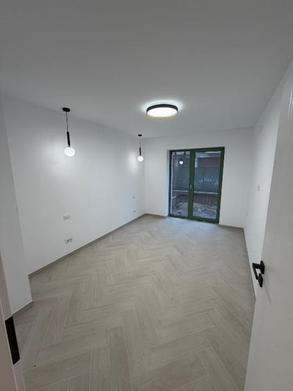 Spațiu comercial/birou 50mp, Parter, Bloc nou, Curte + Parcare - 3