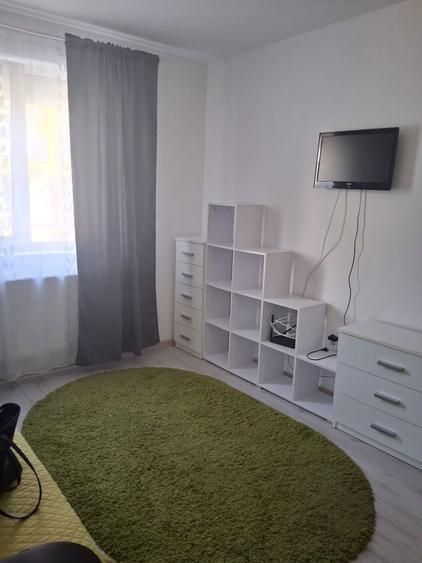 Inchiriez apartament cu o camera - 3