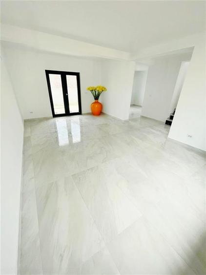 Casa individuala si intabulata cu garaj - 2