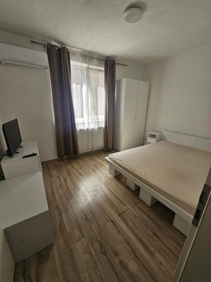 Apartament 2 camere  decomandat Complex Studentesc - loc de parcare !! - 1