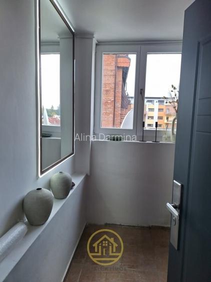 VANZARE Apartament cu trei camere ,situat intr-o vila din Voluntari