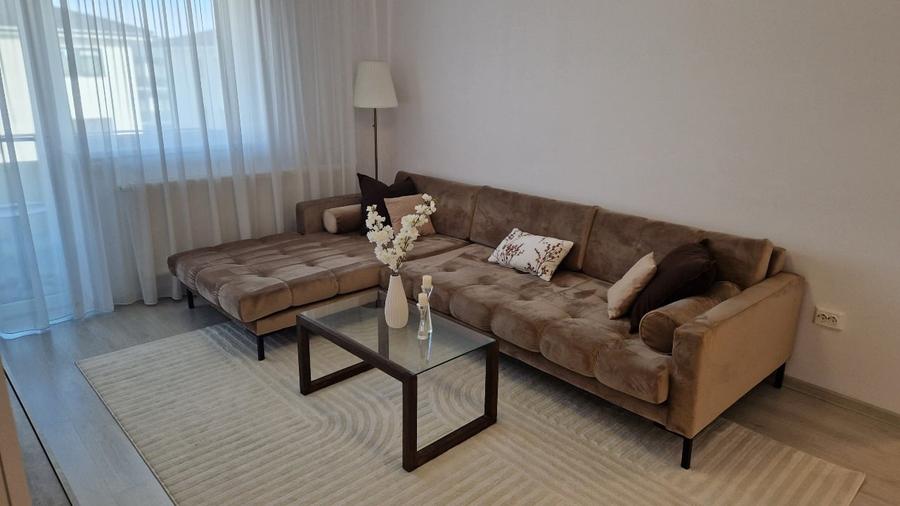 Vand Apartament 3 camere cu pod si parcare in Selimbar - 2