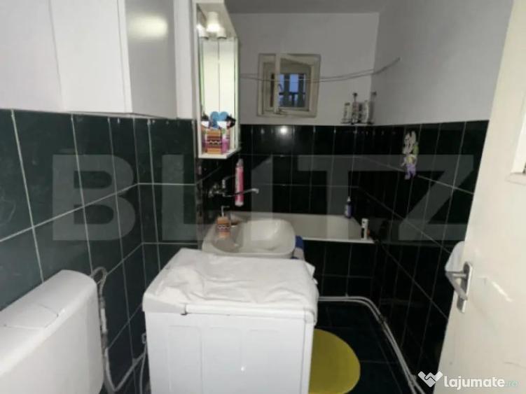 Apartament cu 4 camere, semidecomandat, Deva, zona lini?ti - 1