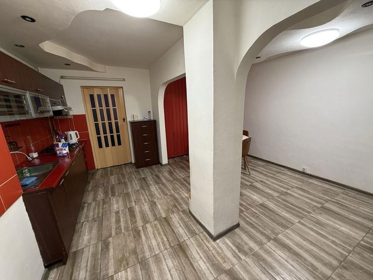 Apartament 4 camere - 6
