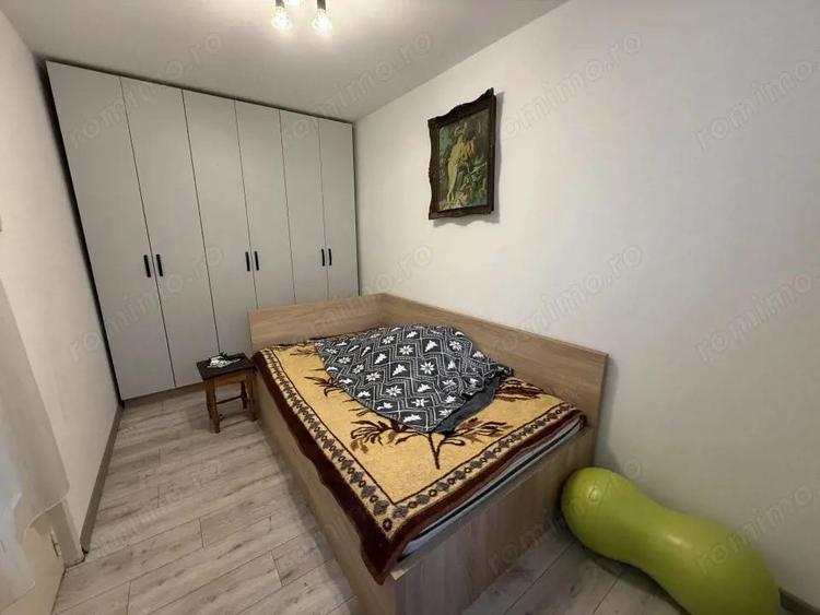 Apartament compact, 2 camere, etaj 2 - Pia?a Doina - 2