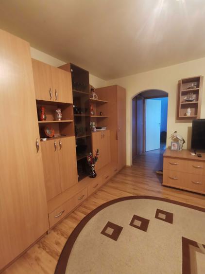 Apartament de vanzare - 4