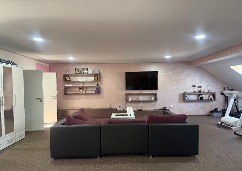 Posibilitate unica investitie spatiu comercial rezidential teren 3079m - 8