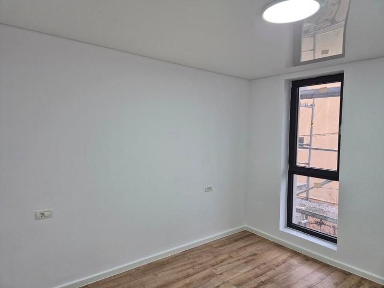 Vând ap.  Bloc nou Grozavesti-Crangasi etaj1 finisaje - 6