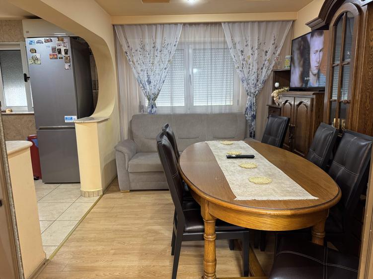 5 cam. etaj 1, 96 mp, decomandat, renovat, zona Zahana - 9