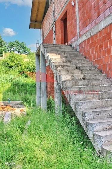 Casă cu 4 camere în Breaza