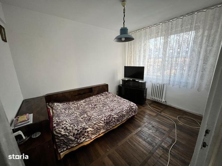 Vand apartament cu 3 camere decomandat - 3