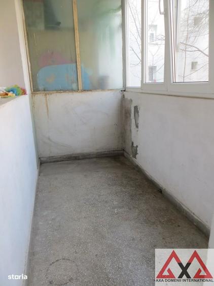 Apartament 4 camere Titan - metrou Nicolae Grigorescu - etaj 1 -bloc H - 13