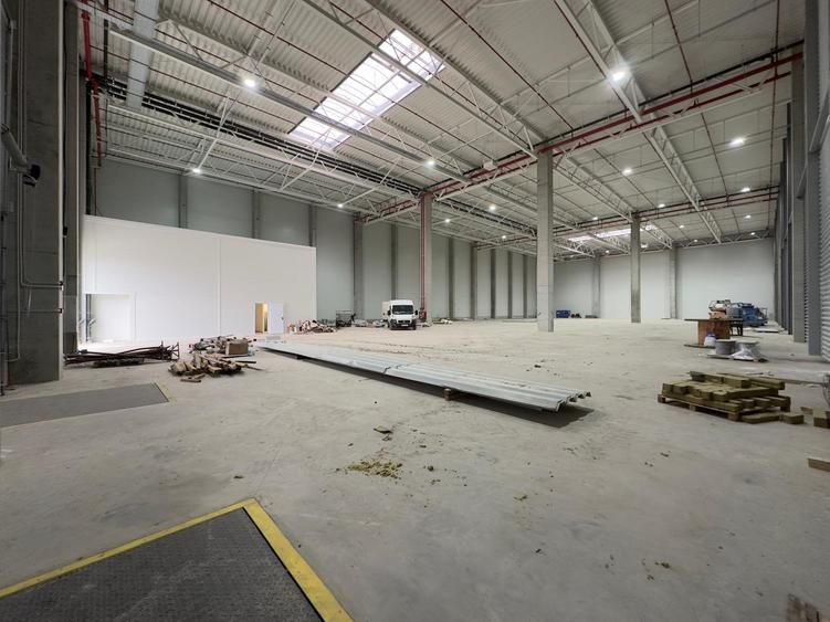 Hala 2742mp, Bratuleni - 3