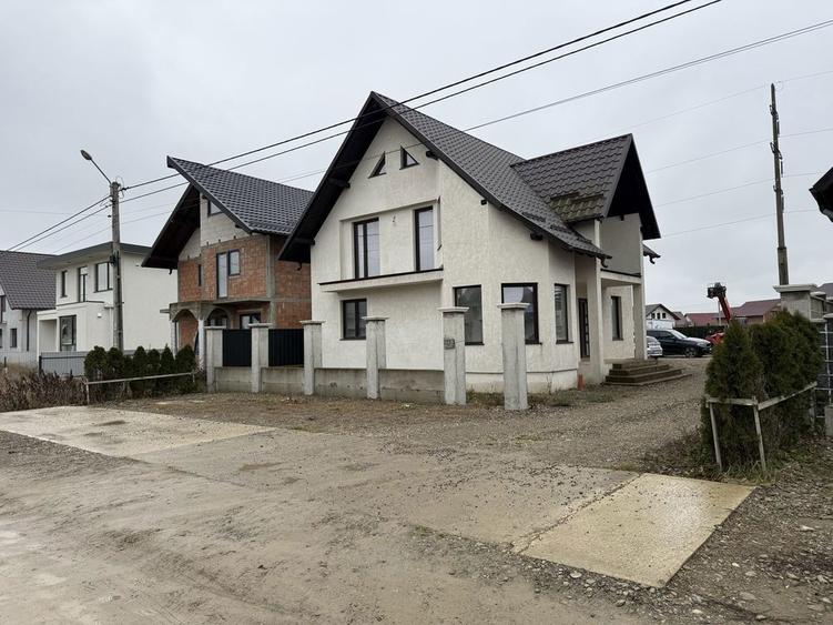 Casa de vanzare teren apartament vila - 3