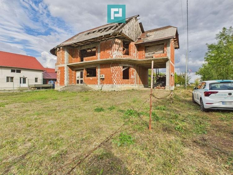 Casă la roșu S+P+1 în Bodrogu Nou Casă la roșu S+P+1 în Bodrogu Nou