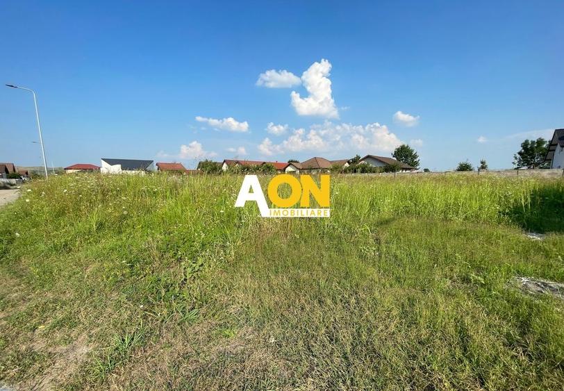 Teren de vanzare, toate utiliatile, 500mp - 1