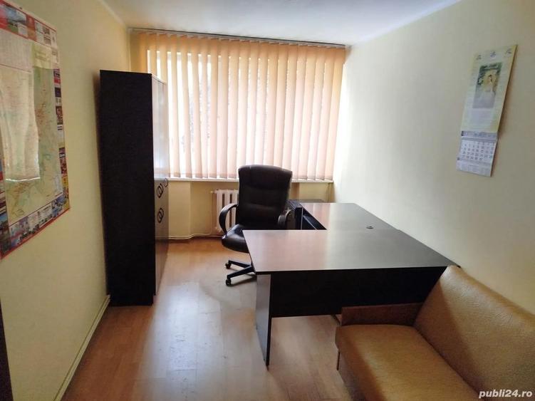 Inchiriez spatiu zona Policlinica Areni - 1