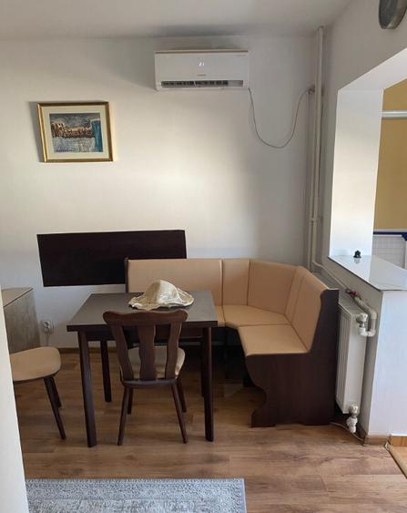 Garsoniera decomandata de inchiriat zona Trocadero - 3