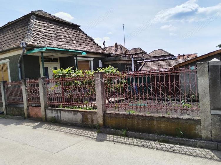 Casa de vanzare