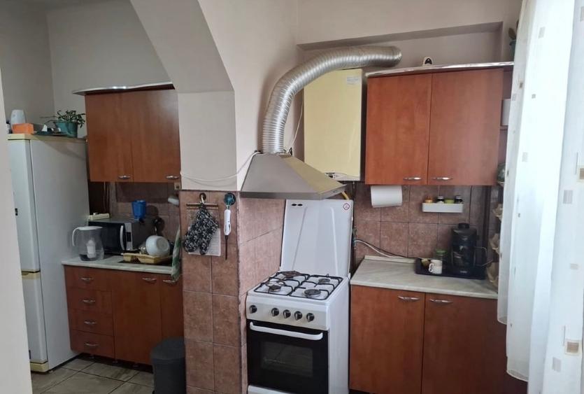 Casa de vanzare in Tudor Vladimirescu Galati cu teren generos - 9