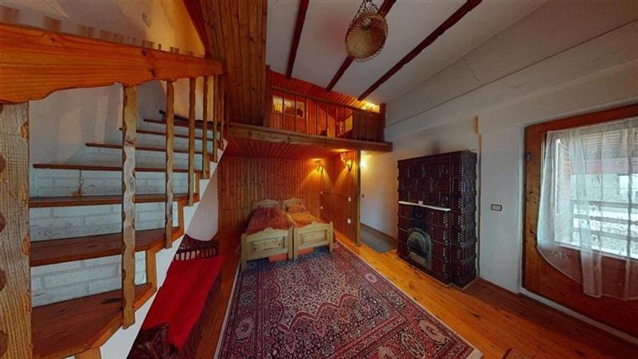 Tur 3D! Doua case traditionale, pe domeniu versatil, la doar 1Km de Castelul Bra - 7