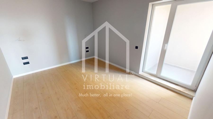 Penthouse de vanzare -3 camere, 91 mp+ 2 terase - la cheie - 10