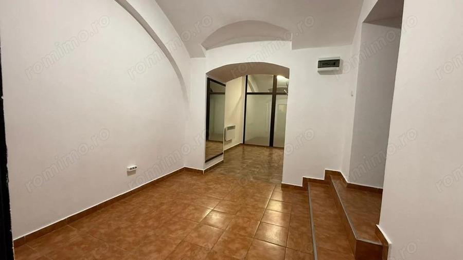 Ultracentral Str. Lucian Blaga | Acces individual | Parcare in curte - 10