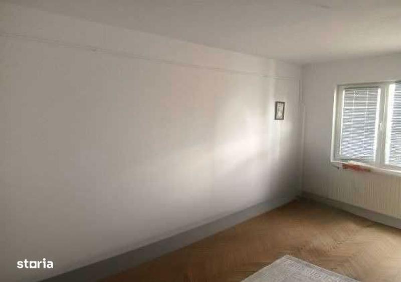 Propietar vand apartament confort 1, 2 camere, cartier Razboieni,50mp2 - 2