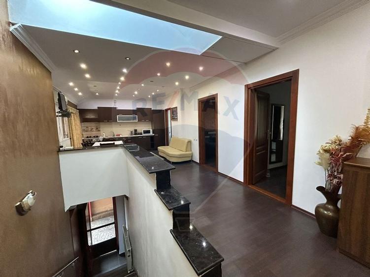 Apartament cu 3 camere de inchiriat, str.Tudor Vladimirescu - 5