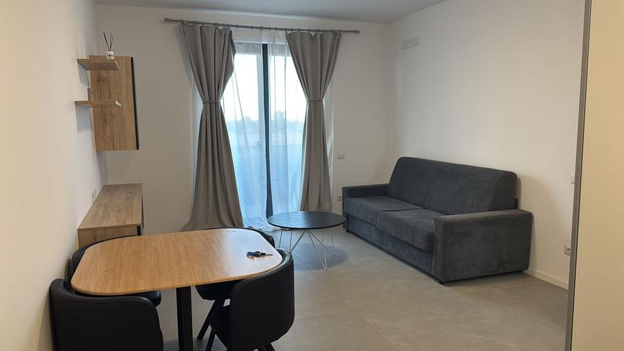 Apartament cu 1 cameră în blocul Zora - 1