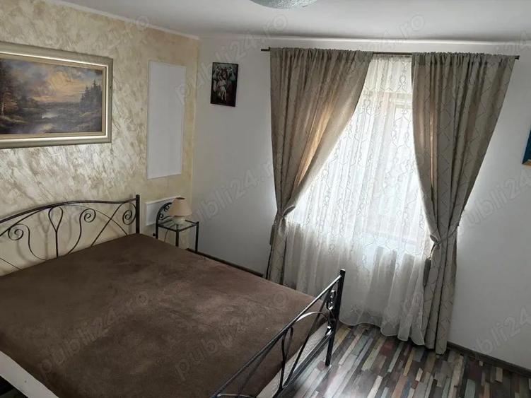 Casa de vanzare - 4 camere - Buhusi - 580 mp - 1