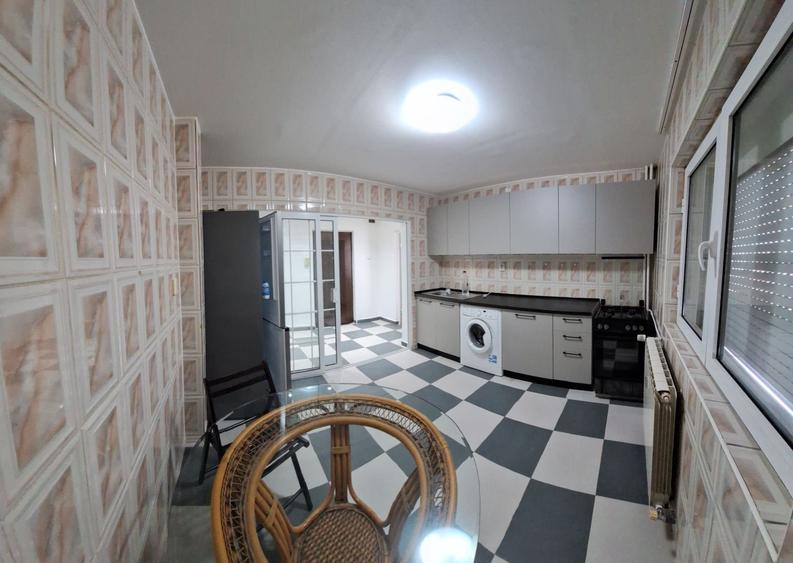 Apartament cu 2 camere de vanzare in zona Basarabia - Costin Georgian - 9