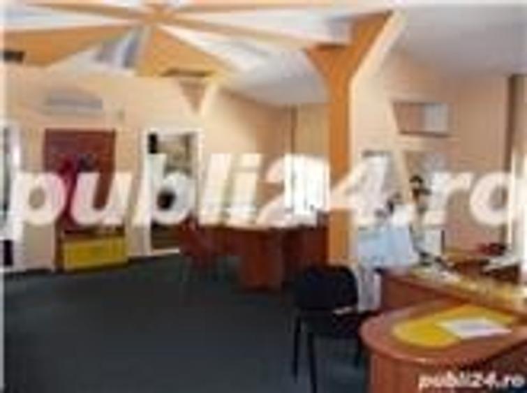 Spațiu comercial, de 1,500 mp, în Central