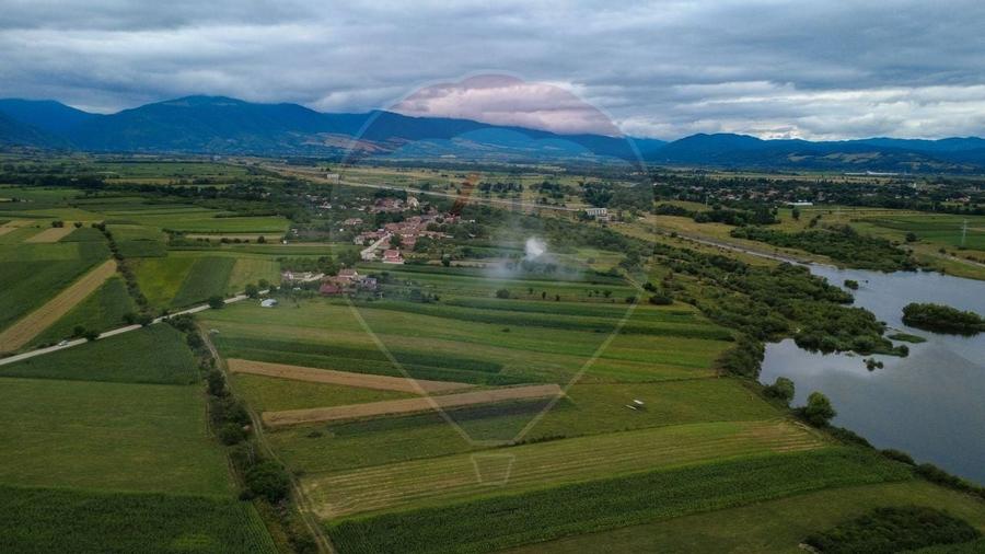 Teren superb Unciuc / jud.Hunedoara - 9