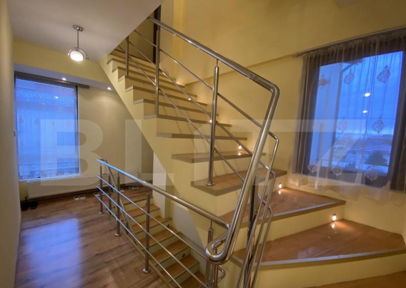 Casa de vanzare, 295 mp, zona Central - 3